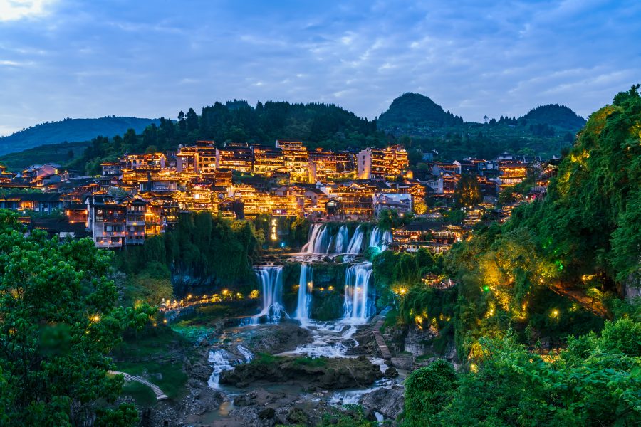 6D5N · 张家界·国家森林公园·玻璃桥大峡谷· 天门山· 芙蓉镇· 凤凰古城